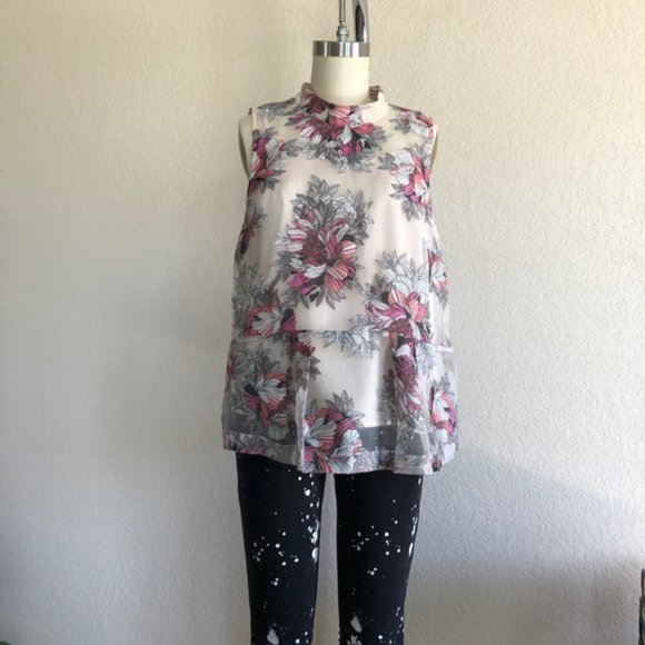 Terrace Swing Tank Sheer Floral Moulinette - Picture 2 of 8